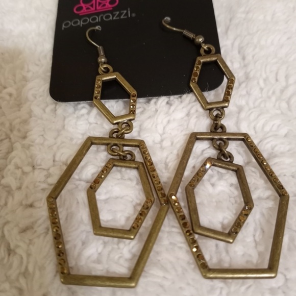 Geometric Maven - Brass. Earring. New. - Picture 2 of 3
